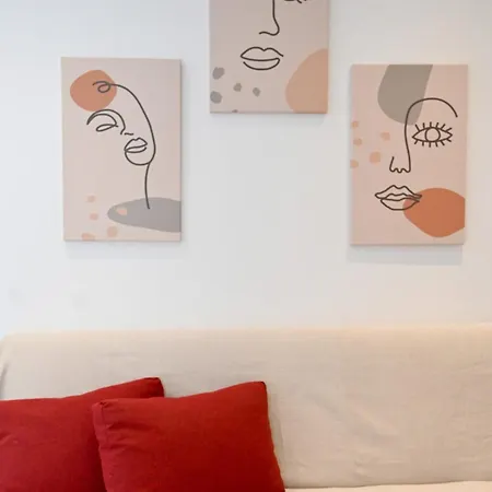 Noa Syros 1 Minute Away From Square Free Parking *